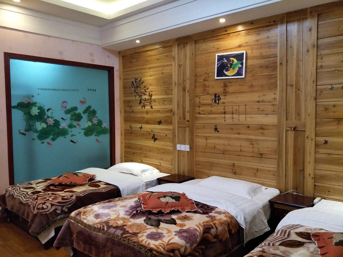 Emeishan Moon Bay Hotel Buitenkant foto
