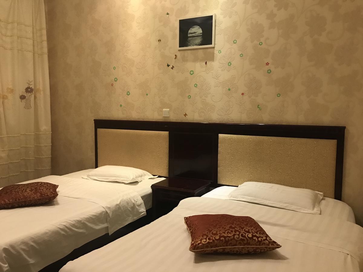 Emeishan Moon Bay Hotel Buitenkant foto